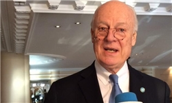 دی میستورا وارد تهران شد/ رایزنی با معاون ظریف درباره روند آتش‌بس و نشست ژنو