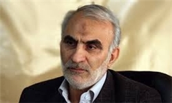 مسئول پیگیری اقتصاد مقاومتی در وزارت کشور: اقتصاد مقاومتی مدیریت جهادی می‌خواهد/توانمندی دفاعی ما جرأت رو کردن گرینه‌های روی میز را نداد/دوران تئوری در اقتصاد مقاومتی گذشته و باید عمل را آغاز کرد