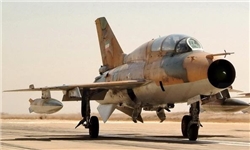 سقوط جنگنده F7 در حوالی شهرستان نائین+تصاویر