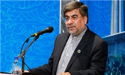 آل‌سعود گرفتار سیاست‌های خصمانه خود می‌شود/ عربستان در مسئله حج همکاری نمی‌کند/ مراقب توطئه جنگ عرب و عجم باشیم