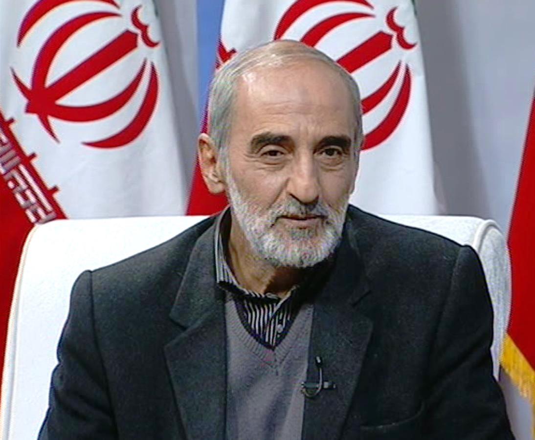 حسین شریعتمداری: روحانی «توافق هسته‌ای» را در «رابطه با آمریکا» تعریف کرد/کمترین تردیدی باقی نمانده که آمریکا با هر گام ما به عقب، چندین گام در دشمنی و خصومت به جلو برمی‌‌دارد