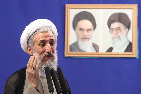 حجت‌الاسلام صدیقی در خطبه‌های نماز جمعه تهران: اقتصاد مقاومتی نه به «تسلیم» و «تحریم» است/ به حکم قرآن باید قدرت دفاعی را افزایش دهیم/ چرا برخی افکار عمومی را مشوش می‌کنند؟