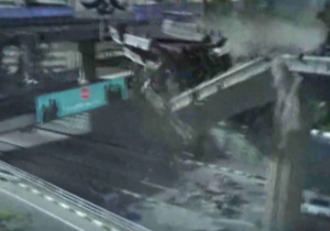 تصاویری از وقوع زلزله سهمگین در تهران/شکسته شدن پل صدر! + فیلم