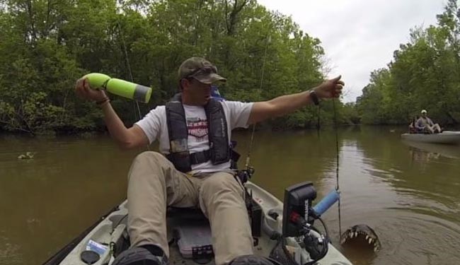 فیلم/ ماهیگیربدشانس و صید کروکودیل