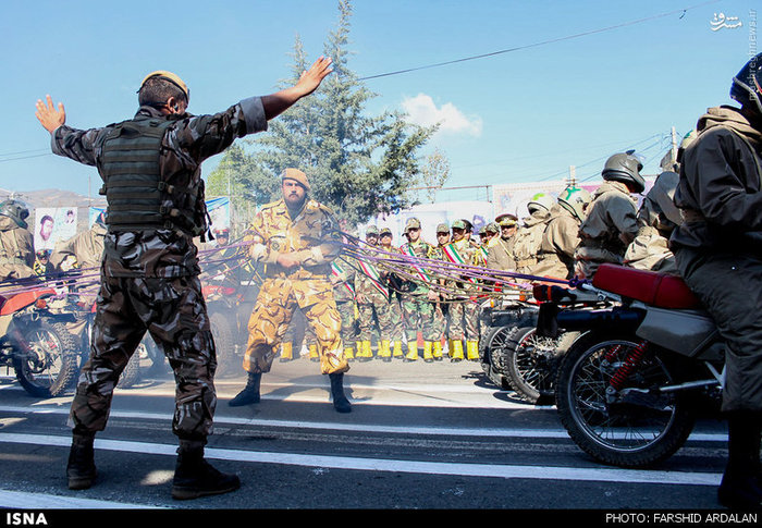 عکس/ رژه نیروهای مسلح در استان‌ها
