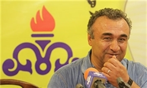 حمله شدید دست نشان به هوری و عیسی‌زاده