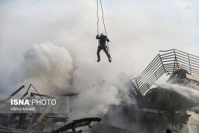 تلاش شجاعانه نیروهای امدادی در حادثه پلاسکو