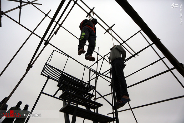 عکس/ اجرای حکم اعدام دو سارق مسلح در مشهد