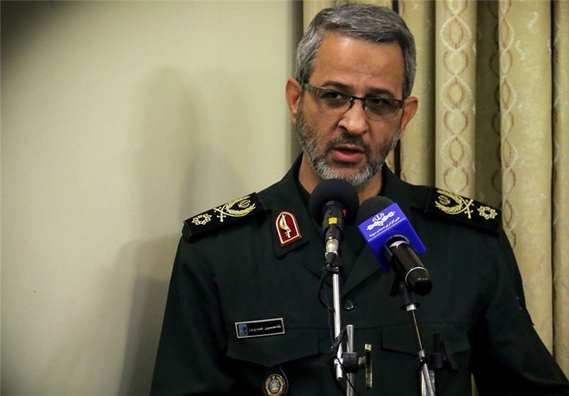 سردار غیب‌پرور: دشمن توان جسارت در برابر ایران را ندارد/ هدف دشمن گرفتن دین جوانان است/ وای بر مسؤولانی که بر سفره انقلاب نشسته‌اند و راه دیگری را می‌روند/ ماهیت انقلاب اسلامی با رژیم آمریکا در تعارض است