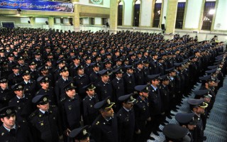 ۱۹ بهمن ۵۷ روز بیعت نیروی هوایی ارتش با امام و انقلاب