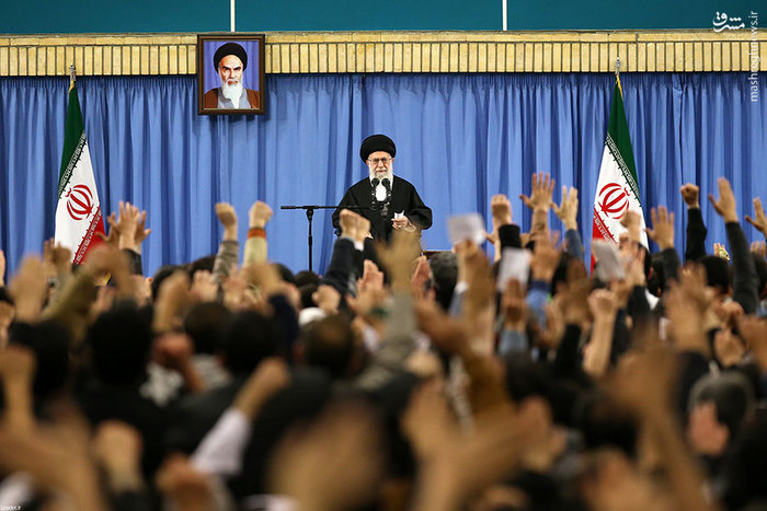 دیدار هزاران نفر از مردم آذربایجان‌شرقی با رهبر انقلاب