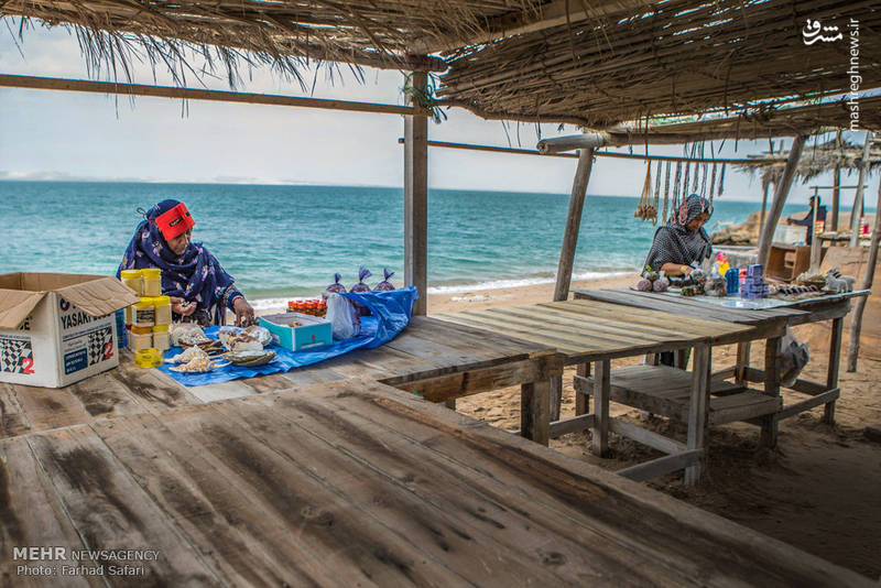 طبیعت زیبای جزیره هنگام