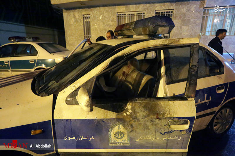 پرتاب نارنجک دست ساز به داخل خودروی پلیس