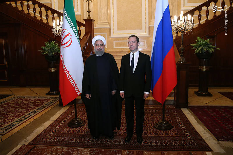 دیدار روحانی با نخست وزیر روسیه