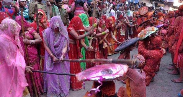 زنانی که شوهران خود را کتک می‌زنند! + فیلم