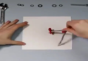 چگونه با مقوا یک لوله را برش دهیم؟ + فیلم