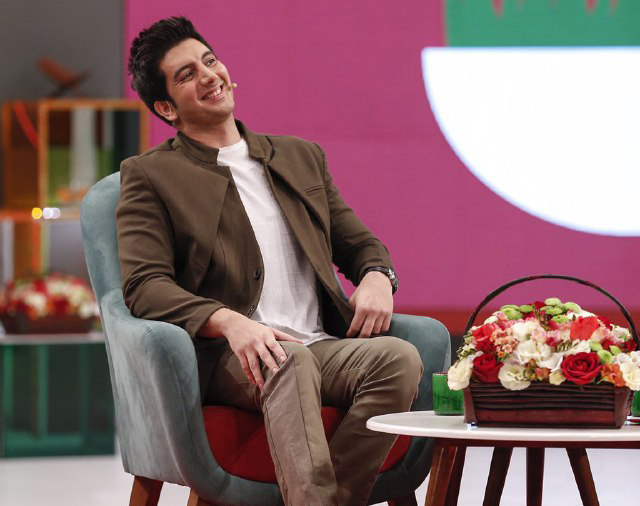 رونمایی از ویدئوی فرزاد فرزین برای مدافعان حرم /مهمانان کنسرت تهران فرزین مشخص شدند