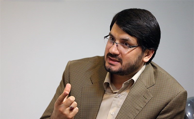 بذرپاش در دانشگاه تهران: مسئولی که بین مردم نباشد، مشکلات دستفروشی را نمی‌فهمد/مادر همه چالش‌ها، چالش بی‌عزمی و بی‌همتی است/برخی مدیران احساس عقب‌ماندگی دارند