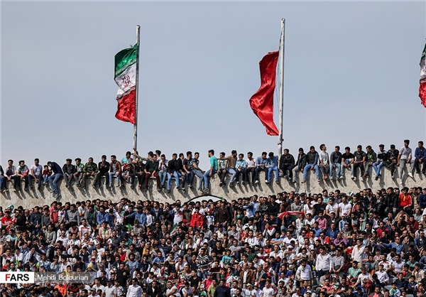 آیا حتماً باید اتفاق ناگواری بیفتد تا جلوی این کار گرفته شود؟ طباطبایی: در روز بازی ایران و چین خدا به همه ما رحم کرد/ تا وقتی هواداران را دیمی دعوت می‌کنیم امکان هر اتفاقی وجود دارد!