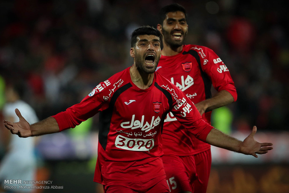 دیدار تیم های فوتبال پرسپولیس و پیکان تهران