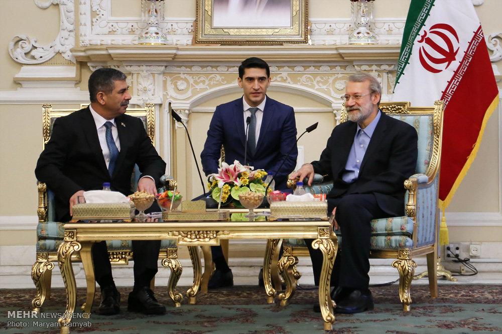 دیدار وزیر دفاع آذربایجان با رئیس مجلس