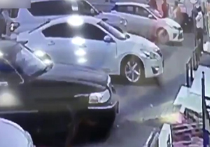 انفجار کپسول بوتان در داخل خودرو + فیلم