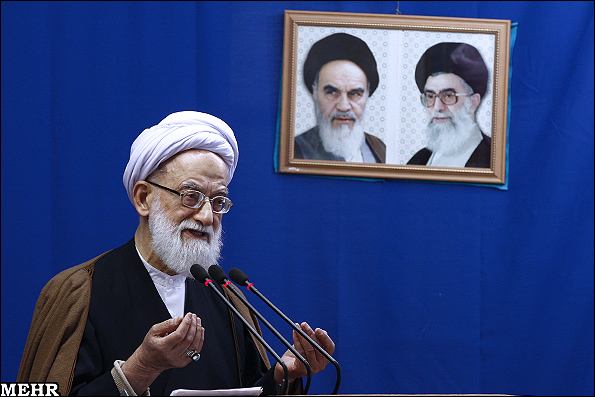 امامی کاشانی در خطبه‌های نماز جمعه تهران: وحدت ملی پای صندوق‌های رأی خدمت به اسلام و نظام است/ تسلیحات شیمیایی را جنایتکاران به تروریست‌ها در سوریه دادند