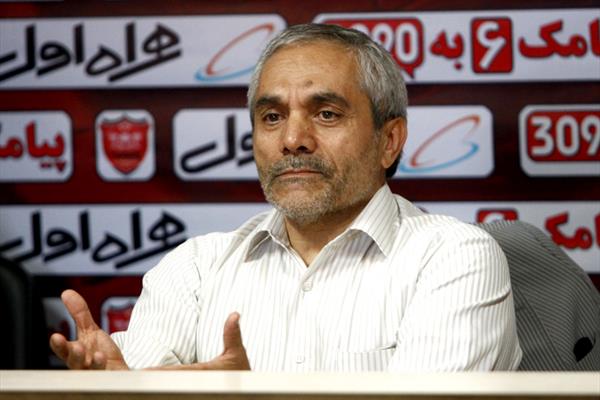 طاهری: هواداران پرسپولیس بی‌خیال قهرمانی شوند