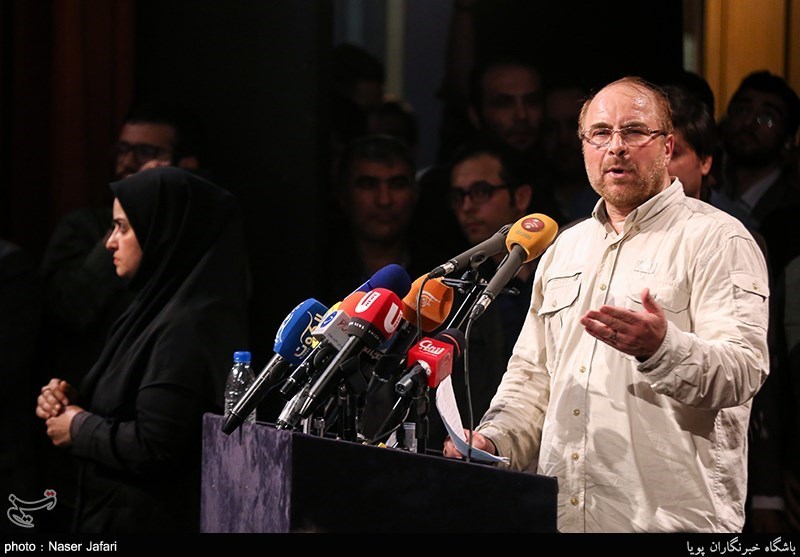 قالیباف در همایش بزرگ دولت مردم: هزینه روی کار آمدن دولت‌های نالایق را مردم می‌پردازند/ با حضور مردم می‌توان افتخار را به ایران و ایرانی بازگرداند