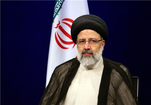 رئیسی در گفت‌و‌گویی شفاف و تفصیلی مطرح کرد: هیچ کار اجرایی دست دامادهایم نیست/ برخی با «سایه جنگ» هم تجارت می‌کنند/ کنسرت را مطرح می‌کنند تا از کرسنت نام برده نشود/ در دولت کار و کرامت وزیر زن هم خواهیم داشت