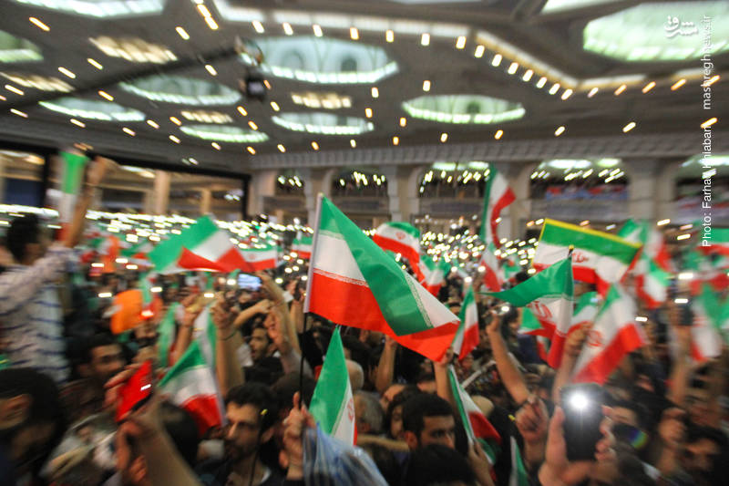 سونامی حمایت از رئیسی به تهران رسید