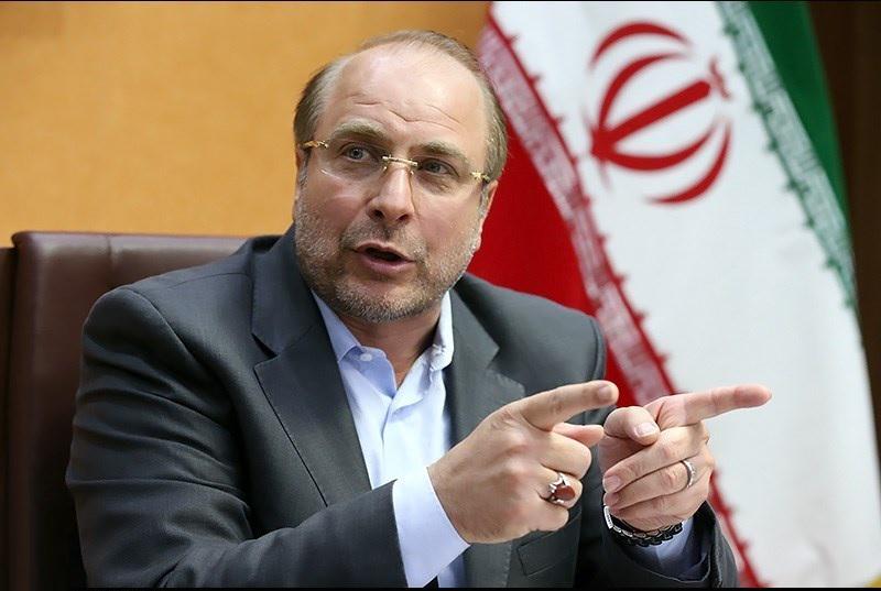 ستاد قالیباف طی اطلاعیه مطرح کرد; رفتار غیراخلاقی برخی رقبای قالیباف در ضرب و شتم دستفروشان با لباس مامور شهرداری/ نیروی انتظامی با ضاربان برخورد و آنها را به مردم معرفی کند