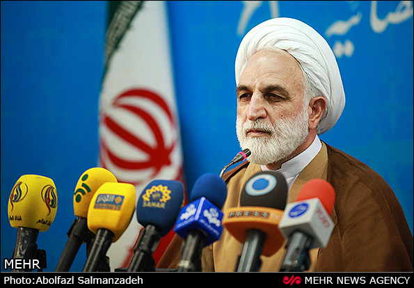 صد و سیزدهمین نشست سخنگوی قوه قضائیه; آخرین وضعیت صندوق ذخیره فرهنگیان و بانک سرمایه/ ممنوع‌الخروجی و احضار برخی از مدیران بانک