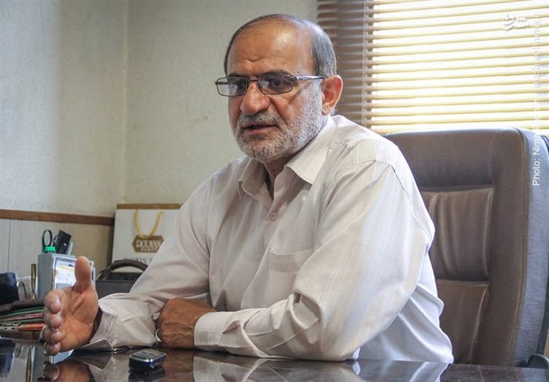 محافظ رهبر انقلاب :همسر و دختر بنی‌صدر از ابتدای انقلاب بی‌حجاب بودند/ به آقای خامنه‌ای گفتم باید پول تصادف را خودتان بپردازید/ اولین سوال رهبر انقلاب از محافظان پس از به‌هوش‌آمدن چه بود؟