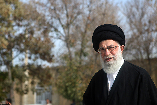 بازخوانی بیانات رهبر انقلاب خطاب به دستگاه قضا۸۶-۹۰ / برخورد جدی با مفسدان اقتصادی/ کاهش زمان دادرسی‌ها/ توجه به زیرساخت‌های نرم‌افزاری و سخت‌افزاری/ تأثیرناپذیری از حب و بغض‌ها و جریان سازی‌های سیاسی/اقتدار و اعتماد عمومی دو رکن اصلی