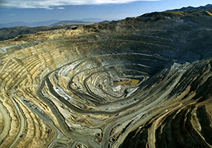 دشت‌های زخمی + فیلم