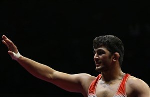 حسن یزدانی؛ تاریخ تو را می‌خواند