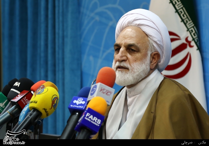 مشروح صد و پانزدهمین نشست خبری سخنگوی دستگاه قضا; اظهارات بقایی کذب است/ دو اشکال اساسی به «ماه عسل»/ پرونده فریدون و مداحان مفتوح است/تکلیف بقایی و طایفه اش را دادستانی مشخص می کند/۱۳۰ فقره سرقت در پرونده قاتل بنیتا صحیح نیست/ بازداشتی جدید در صندوق ذخیره نداشتیم