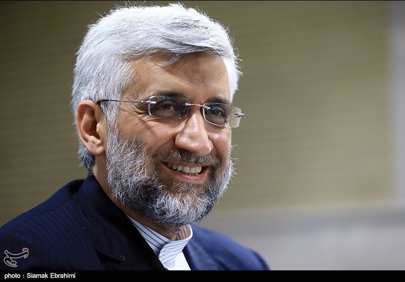 جلیلی در نشست تخصصی تحریم‌های جدید و تهدیدات پیش رو: تحریم‌های هسته‌ای جدید آمریکا نقض آشکار برجام و قطعنامه ۲۲۳۱ است/ دلواپسی افراد خوش‌خیال فرصت خوبی برای همبستگی ملی است