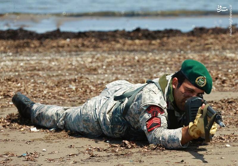 رزمایش تکاوران نداجا در سواحل دریای خزر