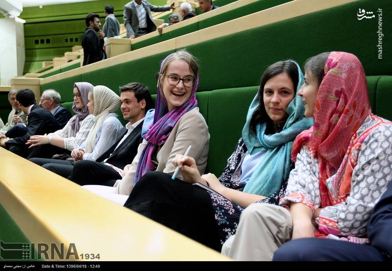 حاشیه‌های جلسه علنی امروز مجلس