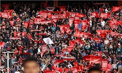 توهین و حمله به پرسپولیس در فرودگاه تبریز/حبس ۹۰ دقیقه ای/ هتاکی به هادی نوروزی و پروین