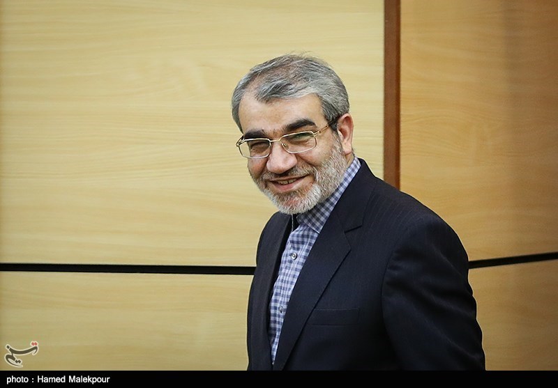 کدخدایی در برنامه «دست‌خط»: انتخابات ۹۶ از جهت نگرانی‌ها شبیه ۸۸ بود، اما طرفین به قانون تمکین کردند/ ادعای رد صلاحیت مرحوم هاشمی بخاطر گزارش وزیر وقت اطلاعات صحت ندارد/ به احمدی‌نژاد پیغام دادیم