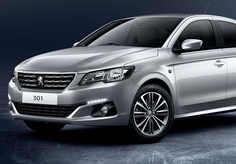 پژو ۳۰۱ چراغ خاموش می‌آید