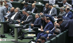 احتمال رأی نیاوردن یک یا دو وزیر از مجلس/آخوندی: ۲ میلیون و ۵۸۷ هزار خانه خالی در کشور داریم/ صالحی: برنامه‌هایم متکی به اسناد بالادستی و برنامه ششم است