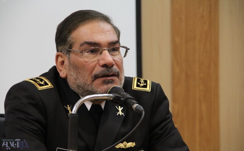 شمخانی: آمریکا دنبال خروج از برجام با هزینه ایران است، اما این فرصت را در اختیارش نمی‌گذاریم/برای هر تهدیدی سلاح دفاعی متعارف طراحی و تولید می‌کنیم