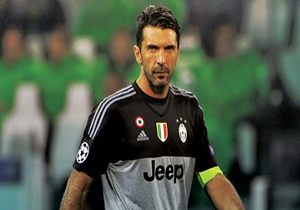 دست ندادن بوفون با کاپیتان اسرائیلی + فیلم