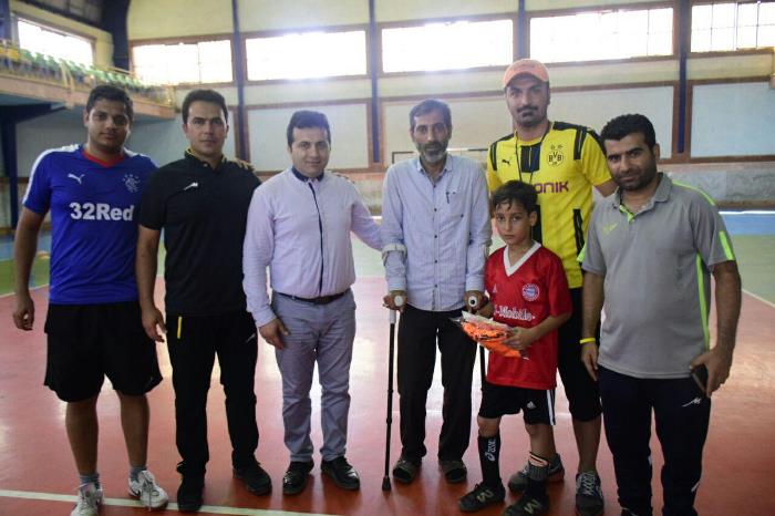 حضور جانباز مدافع حرم آملی در تمرینات آکادمی فوتبال دانشگاه شمال+ تصاویر