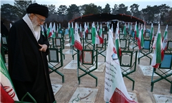 «شهادت» عطیه الهی به برگزیدگان است/بر امثال ماست که در پرتو این انسان‌های بزرگ راه را تشخیص دهیم