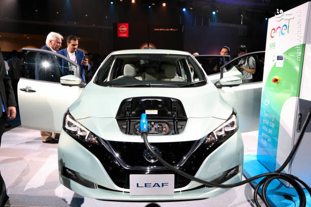 رونمایی از خودروی برقی نیسان